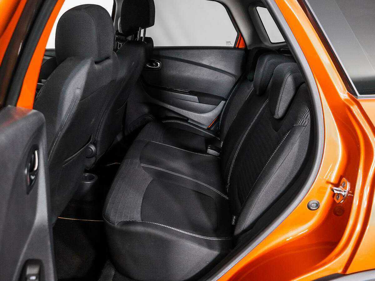 Renault Kaptur 2016 года с пробегом. Фото: #8