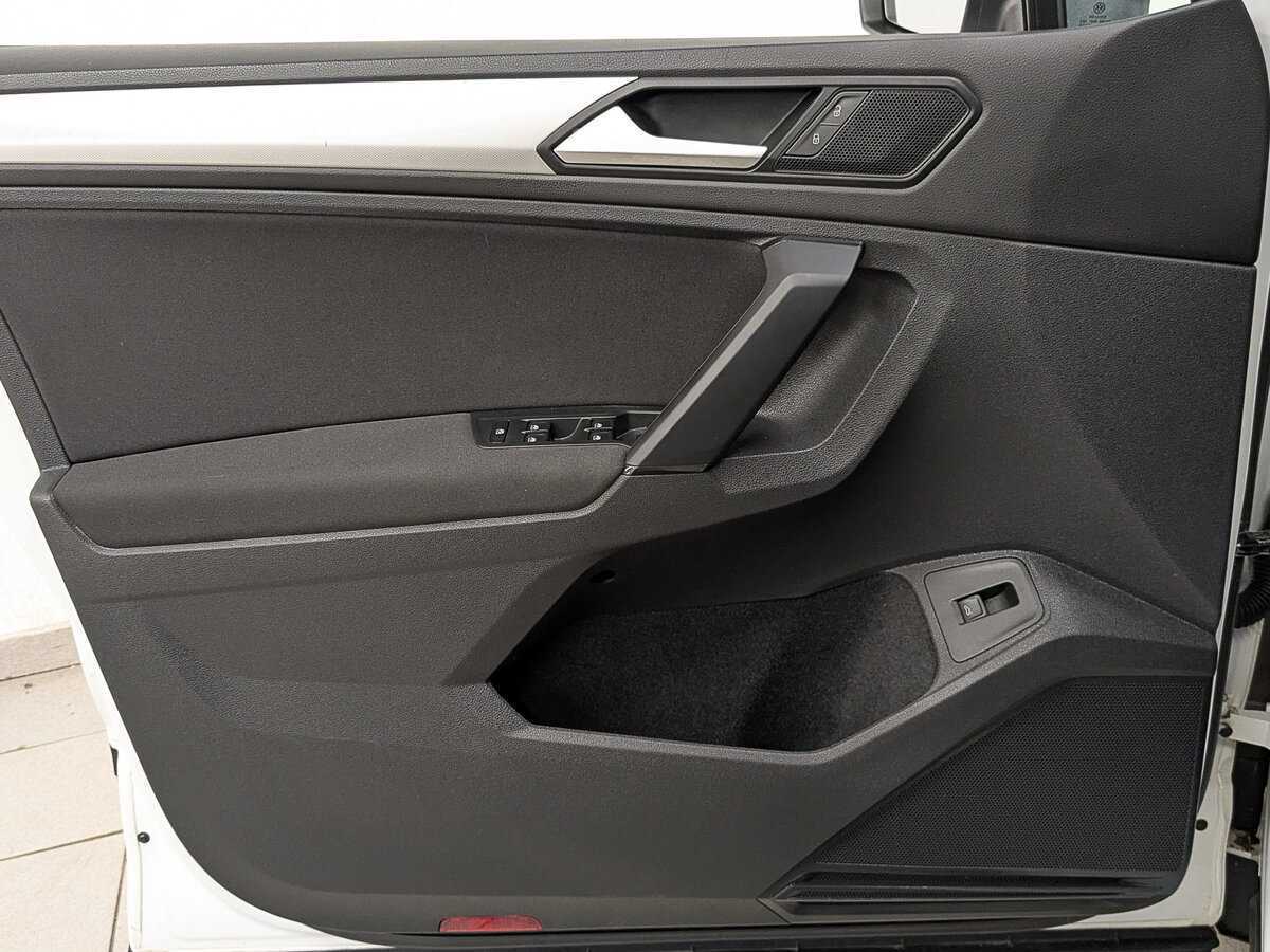 Volkswagen Tiguan 2020 года с пробегом. Фото: #18
