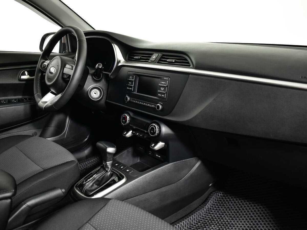 Kia Rio 2021 года с пробегом. Фото: #8
