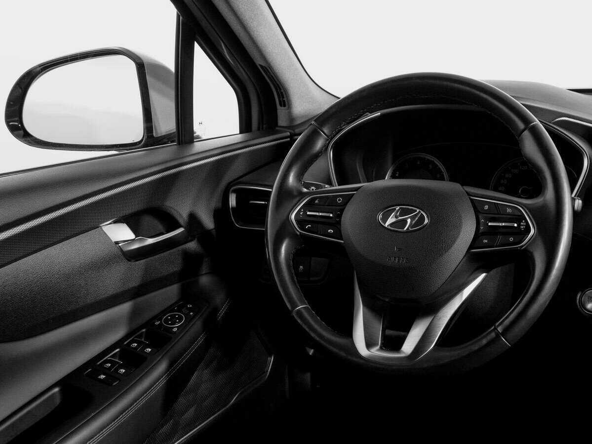 Hyundai Santa Fe 2018 года с пробегом. Фото: #14