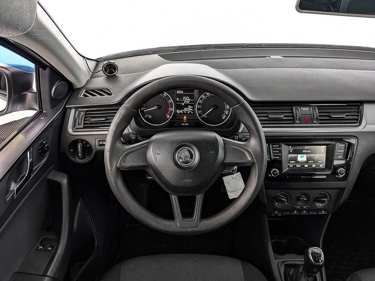 Skoda Rapid 2017 года с пробегом. Фото: #20