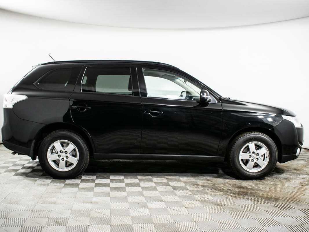 Mitsubishi Outlander 2013 года с пробегом. Фото: #3