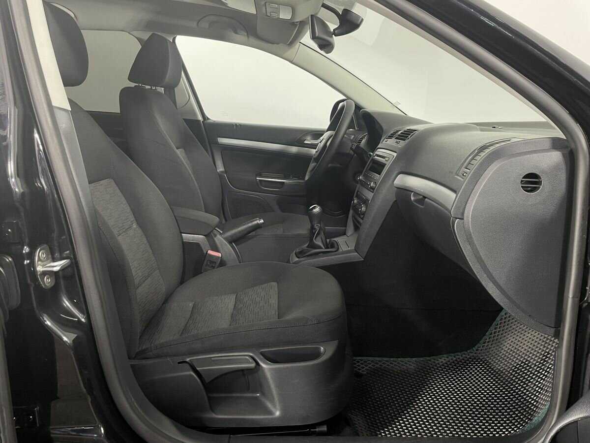 Skoda Octavia 2012 года с пробегом. Фото: #13