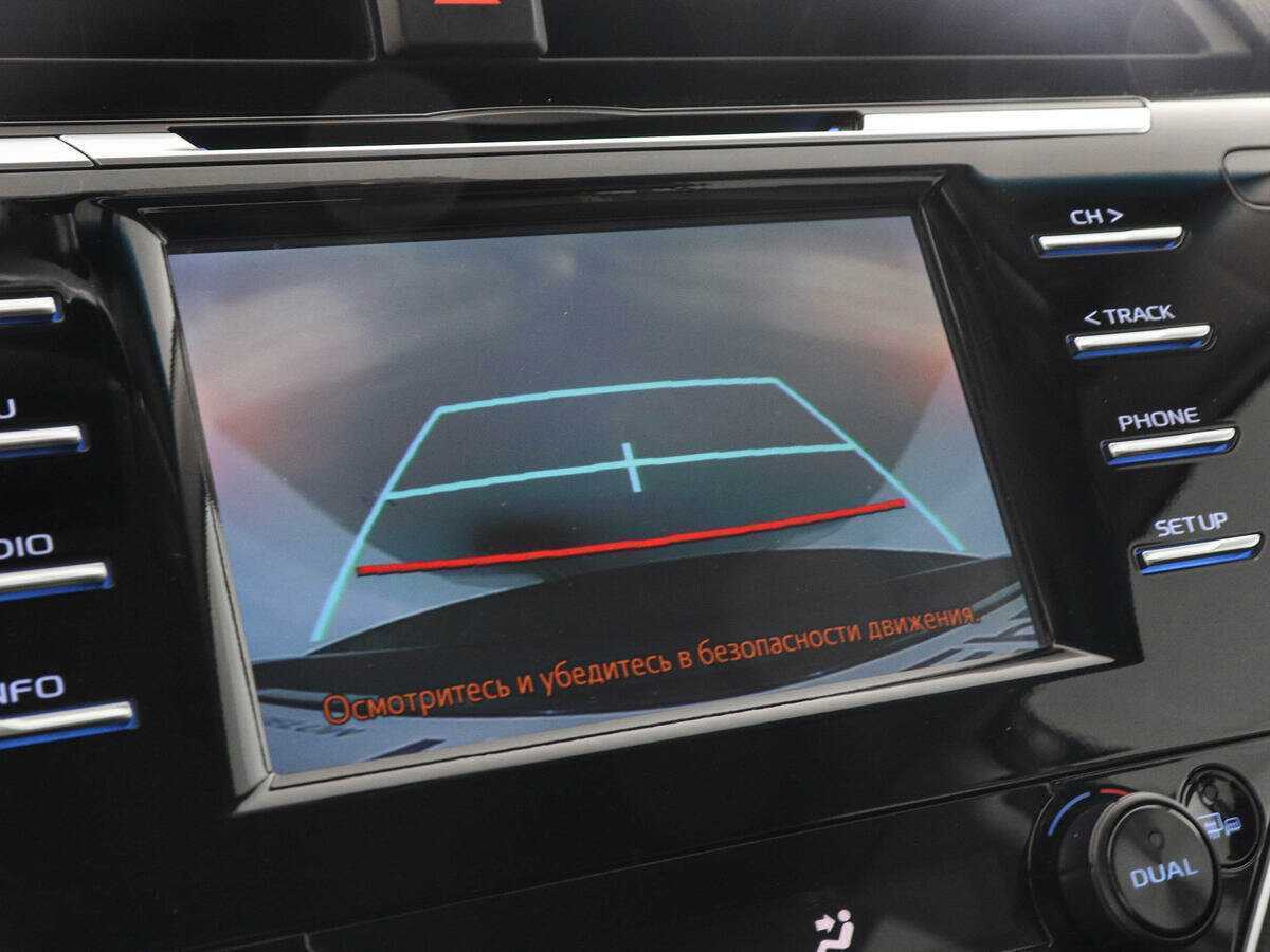 Toyota Camry 2018 года с пробегом. Фото: #12