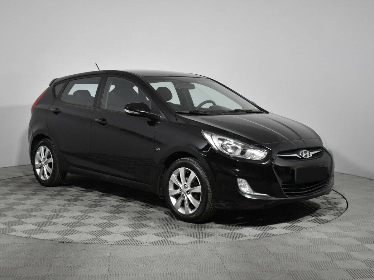 Hyundai Solaris 2012 года с пробегом. Фото: #2