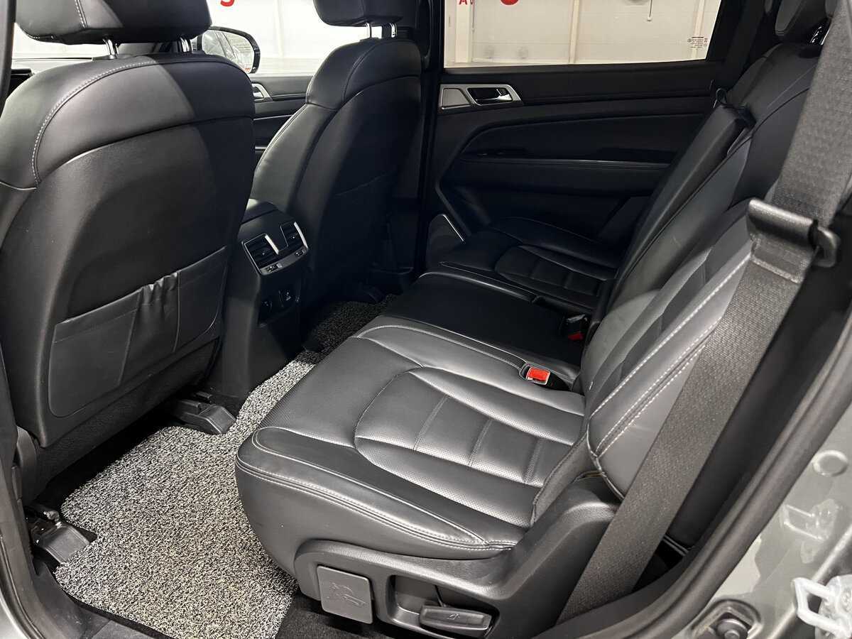 SsangYong Rexton 2018 года с пробегом. Фото: #11