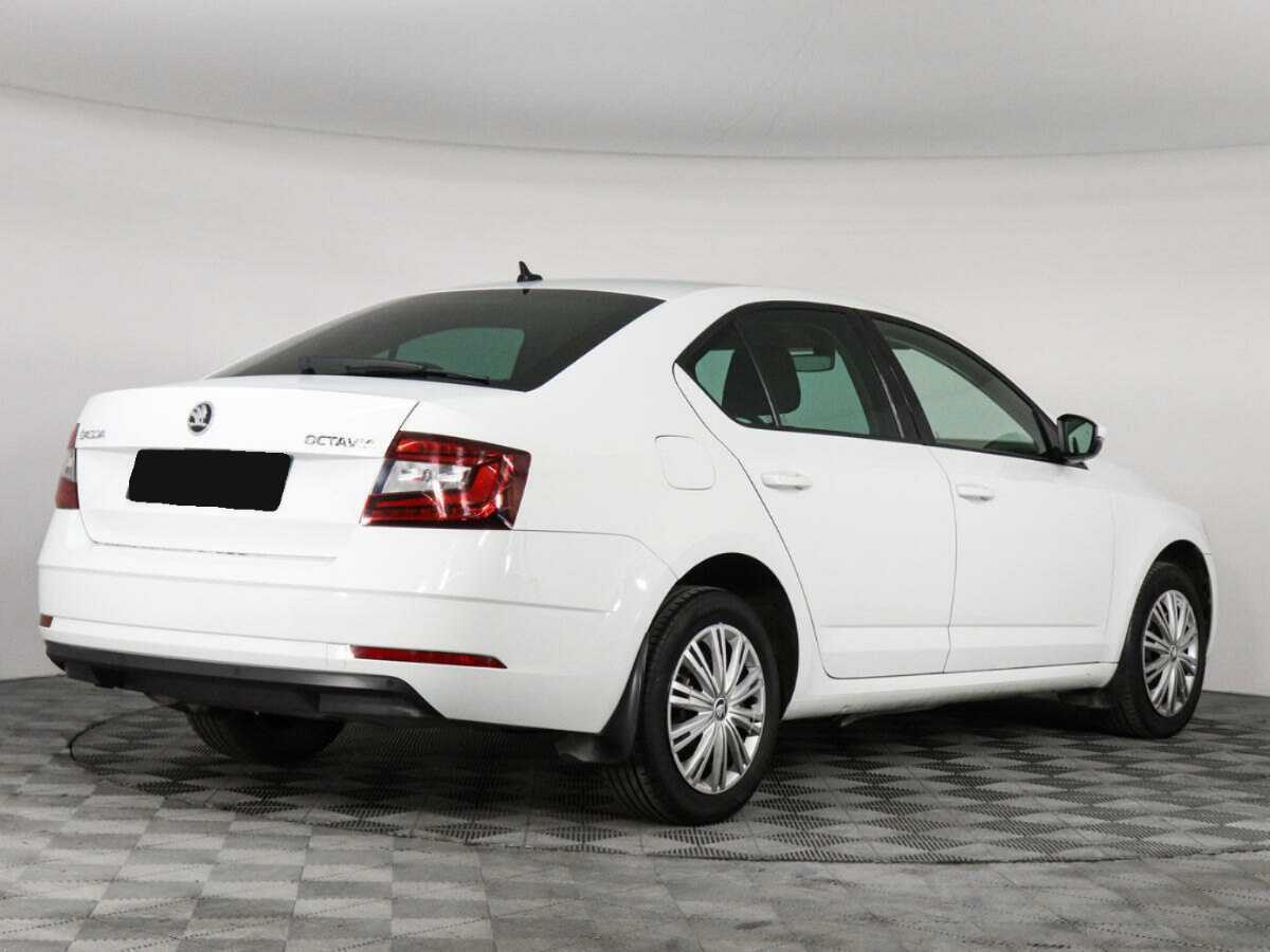 Skoda Octavia 2018 года с пробегом. Фото: #4
