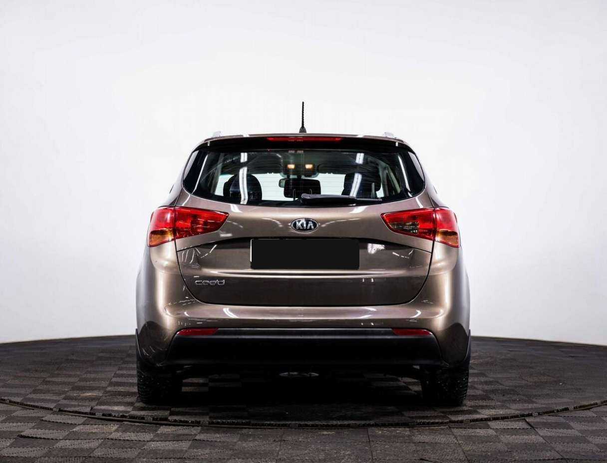 Kia Ceed 2014 года с пробегом. Фото: #4