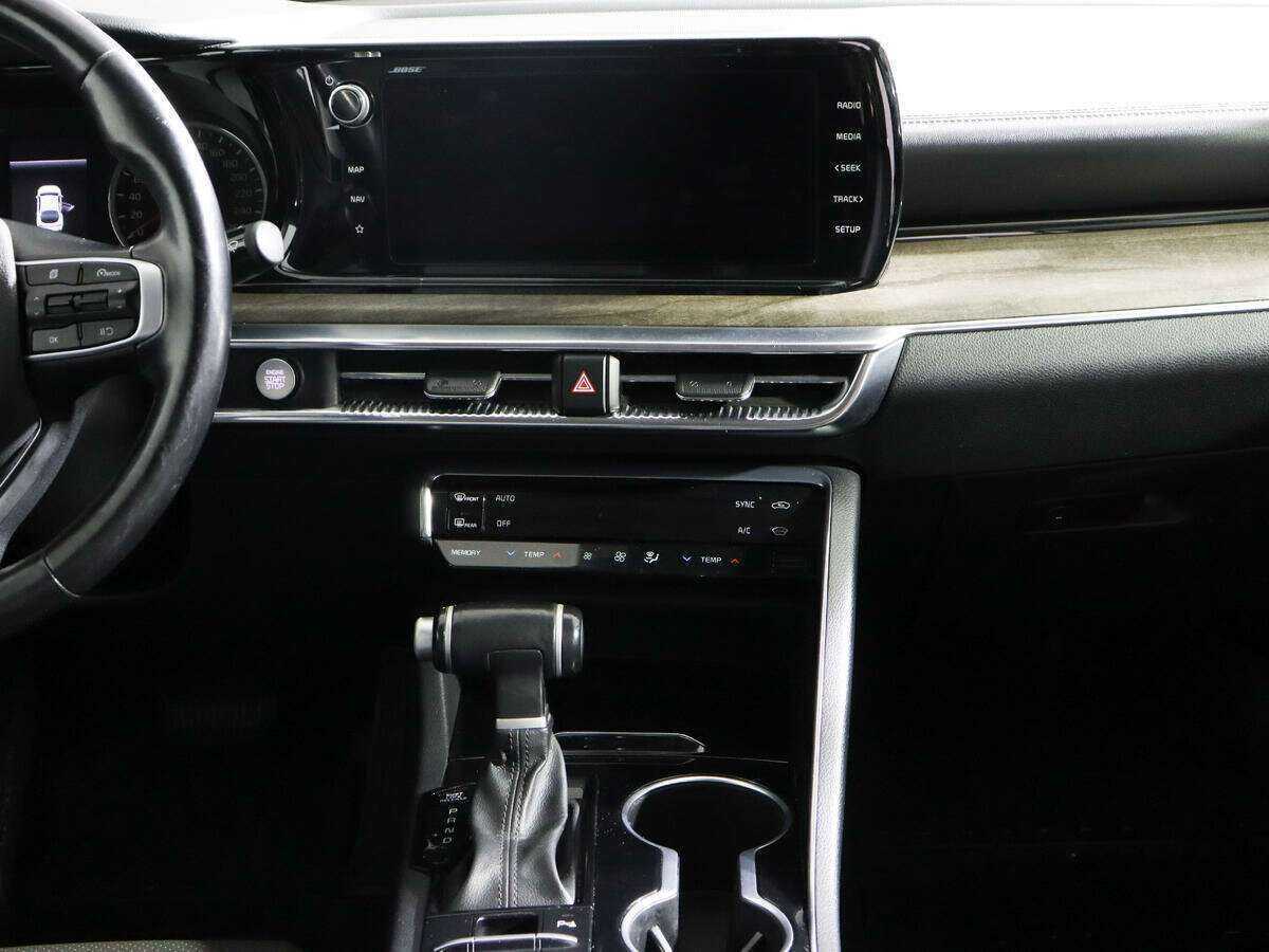 Kia K5 2020 года с пробегом. Фото: #10