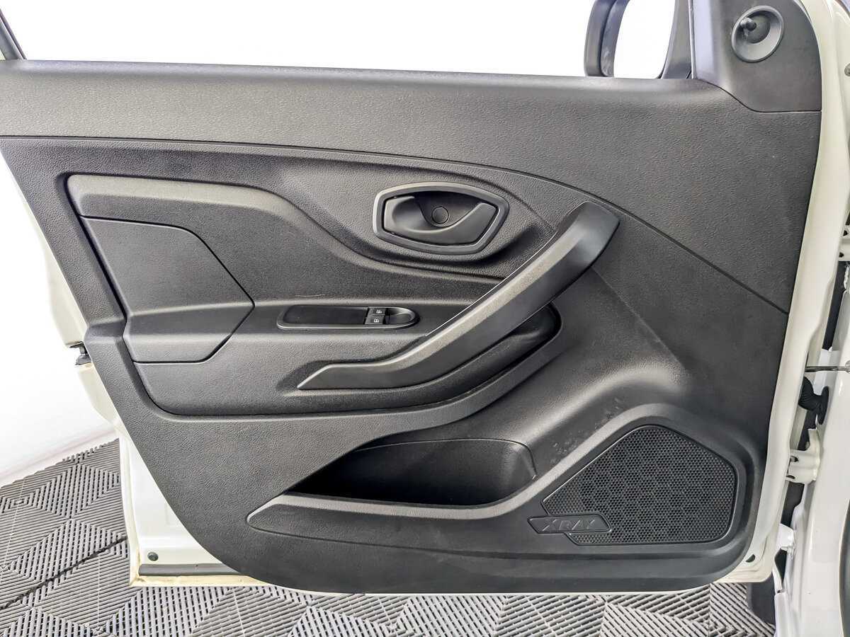 Lada (ВАЗ) XRAY 2018 года с пробегом. Фото: #14