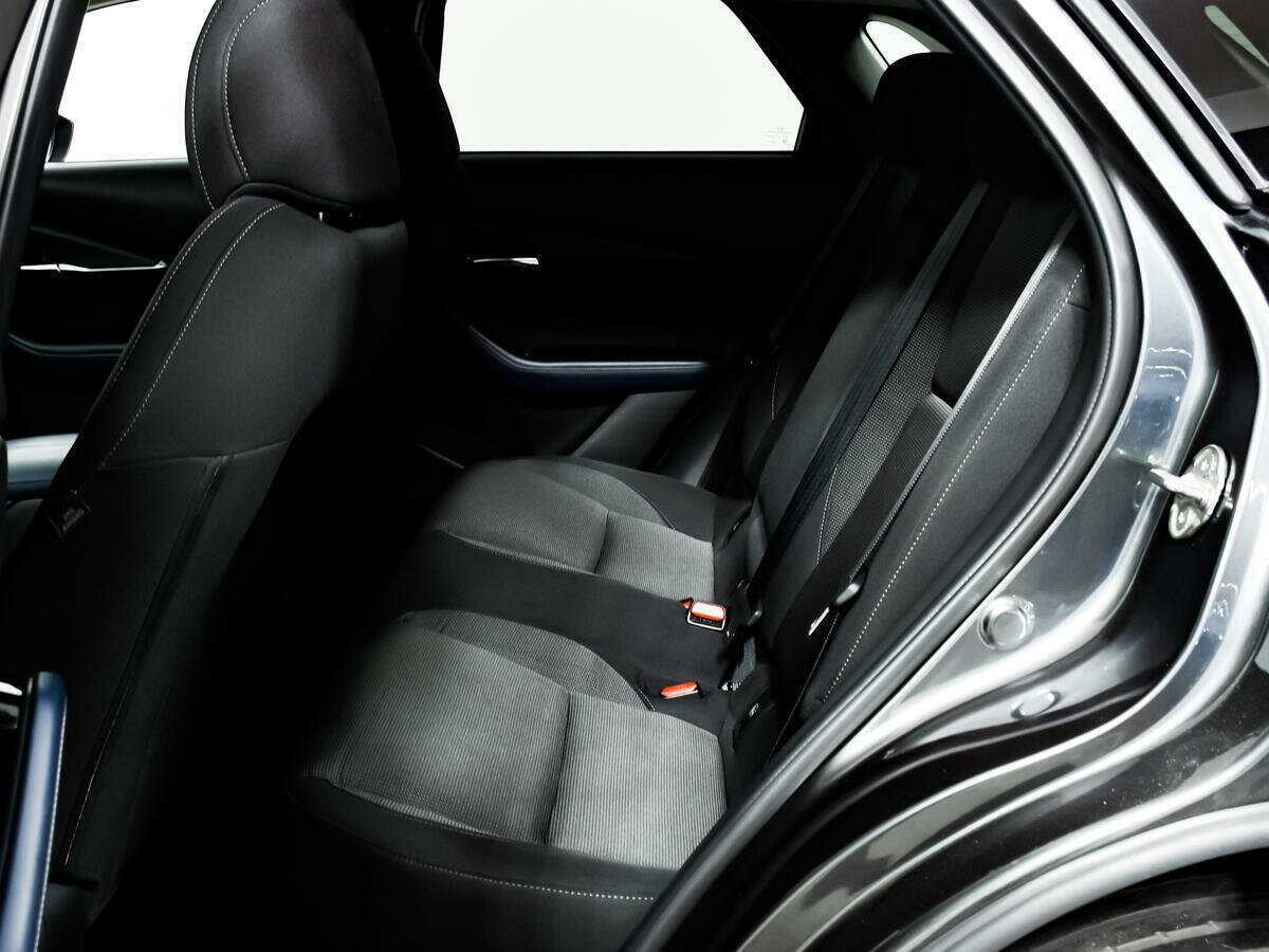 Mazda CX-30 2020 года с пробегом. Фото: #11