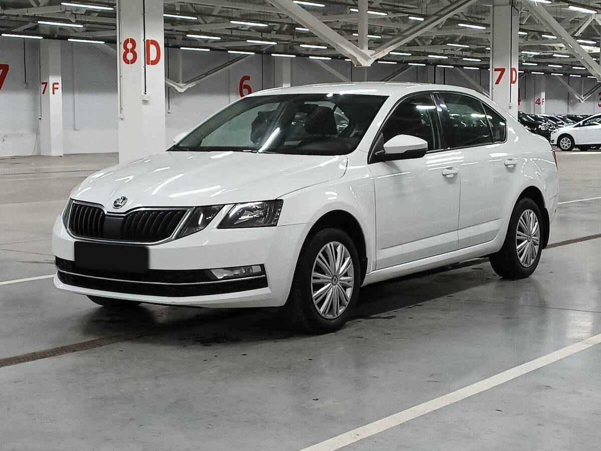 Skoda Octavia 2018 года с пробегом. Посмотреть фото