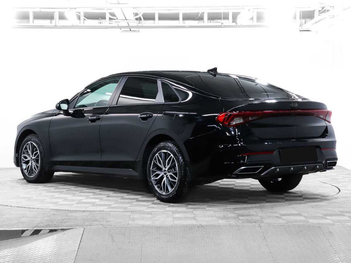 Kia K5 2021 года с пробегом. Фото: #3