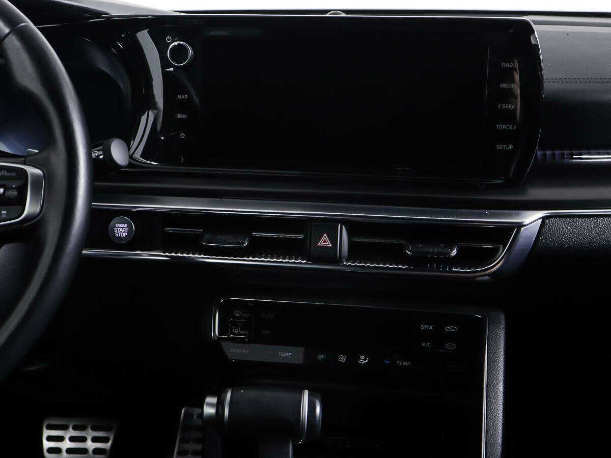 Kia K5 2021 года с пробегом. Фото: #11