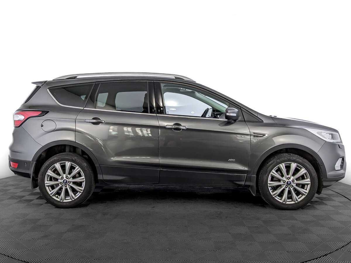 Ford Kuga 2017 года с пробегом. Фото: #3