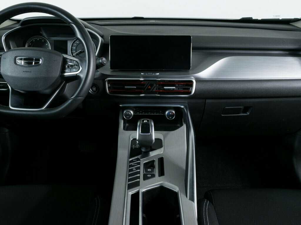 Geely Coolray 2022 года с пробегом. Фото: #8