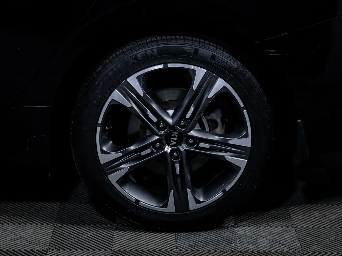 Kia K5 2021 года с пробегом. Фото: #13