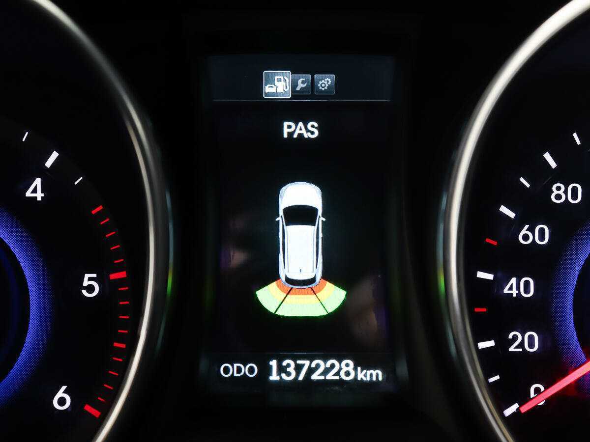 Hyundai Santa Fe 2013 года с пробегом. Фото: #20