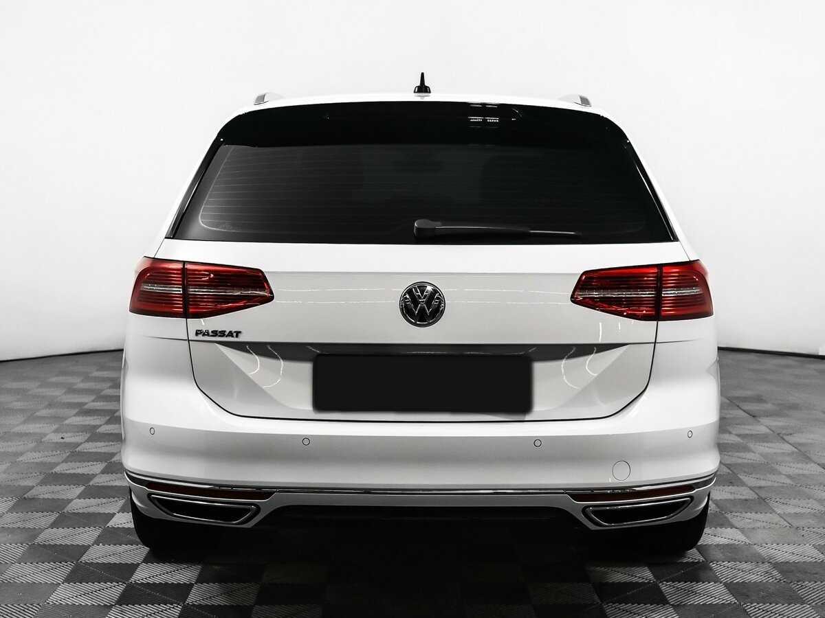 Volkswagen Passat 2019 года с пробегом. Фото: #5