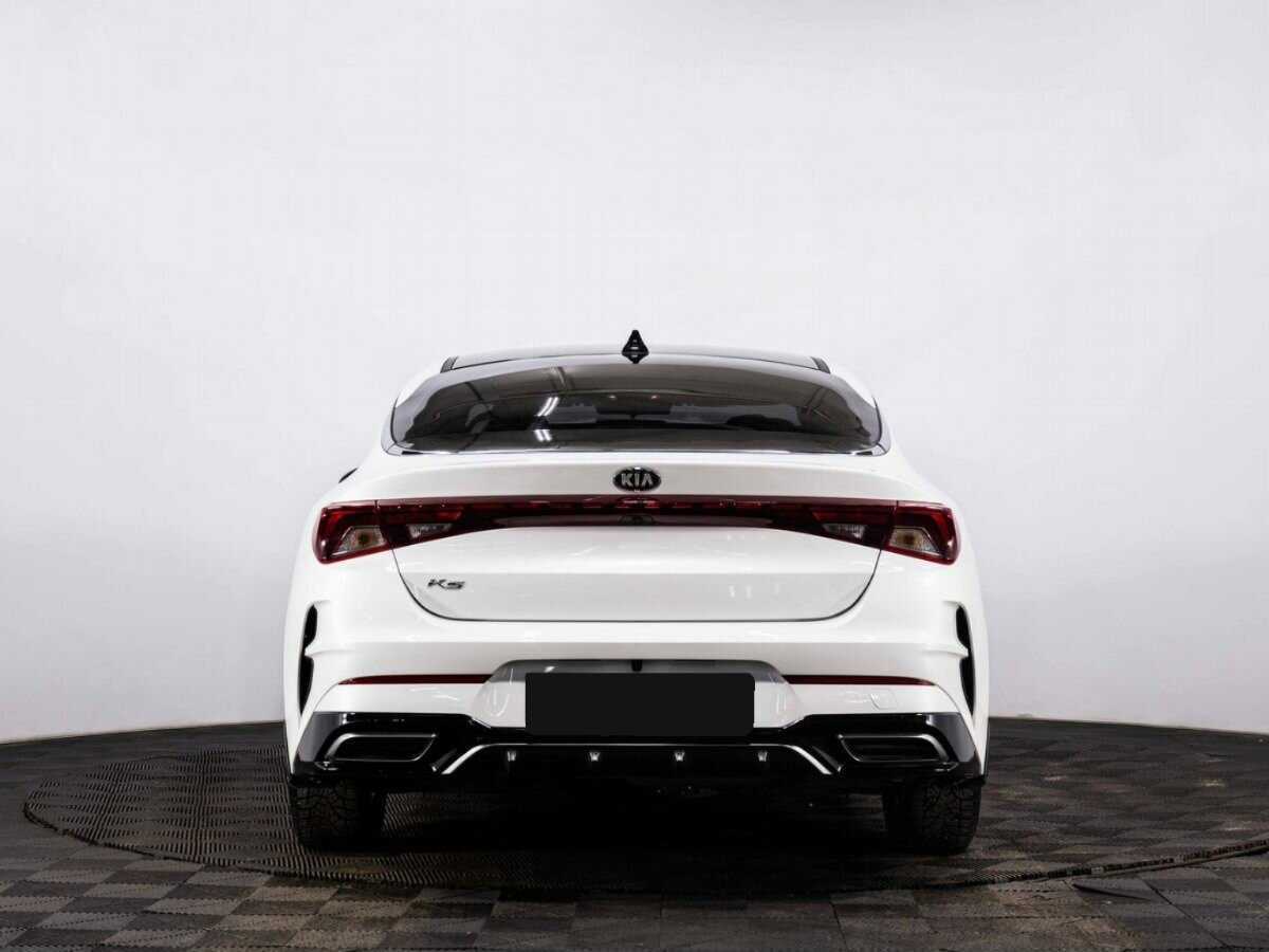 Kia K5 2021 года с пробегом. Фото: #4