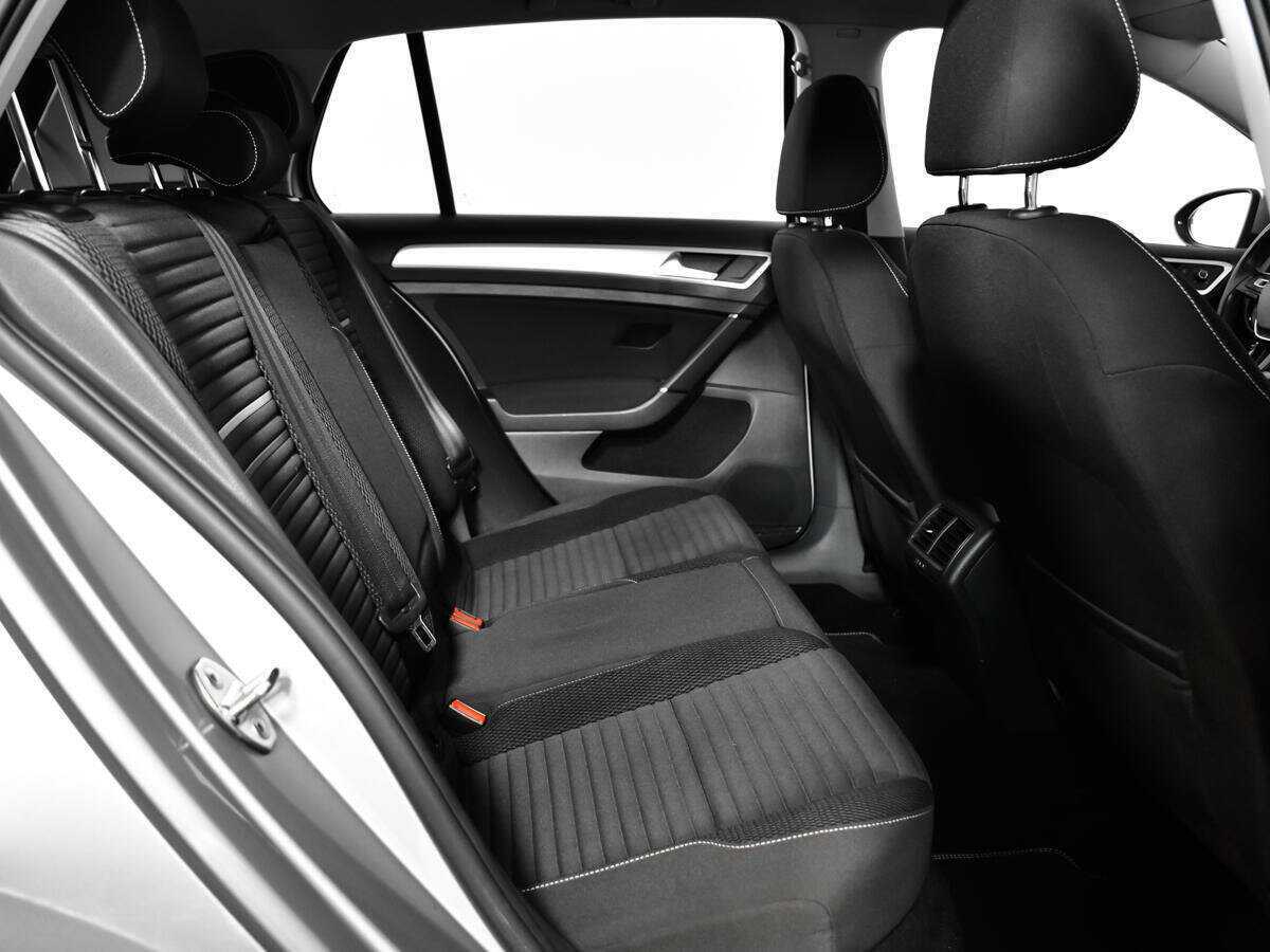 Volkswagen Golf 2014 года с пробегом. Фото: #9