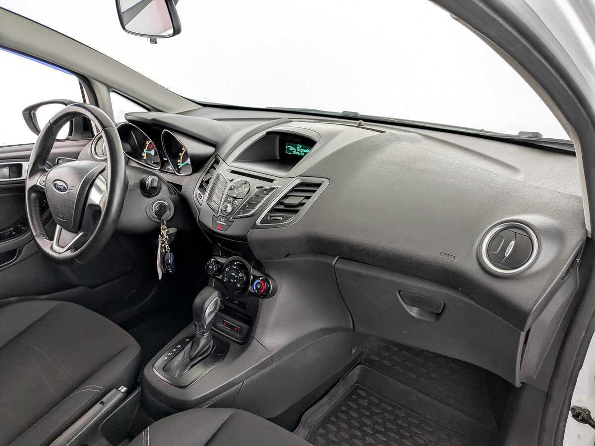Ford Fiesta 2017 года с пробегом. Фото: #10