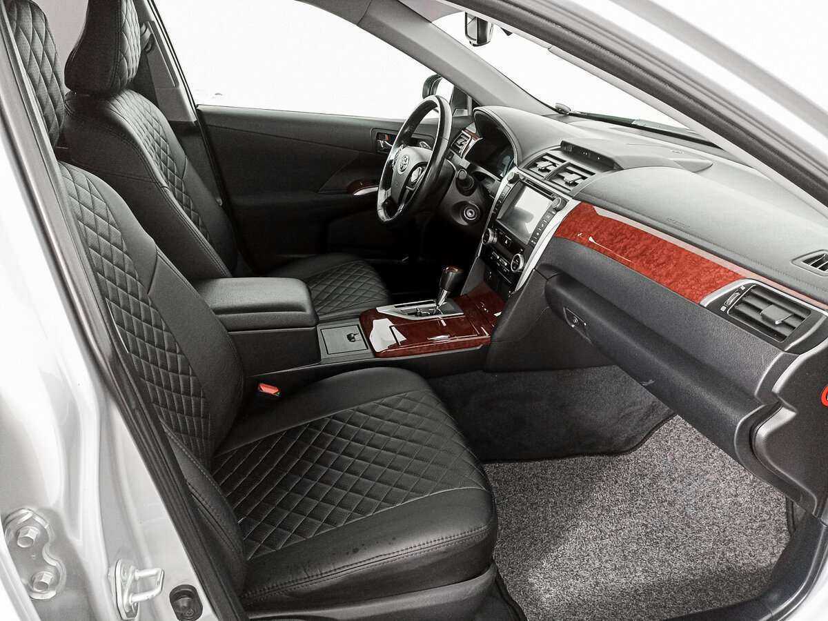 Toyota Camry 2014 года с пробегом. Фото: #8