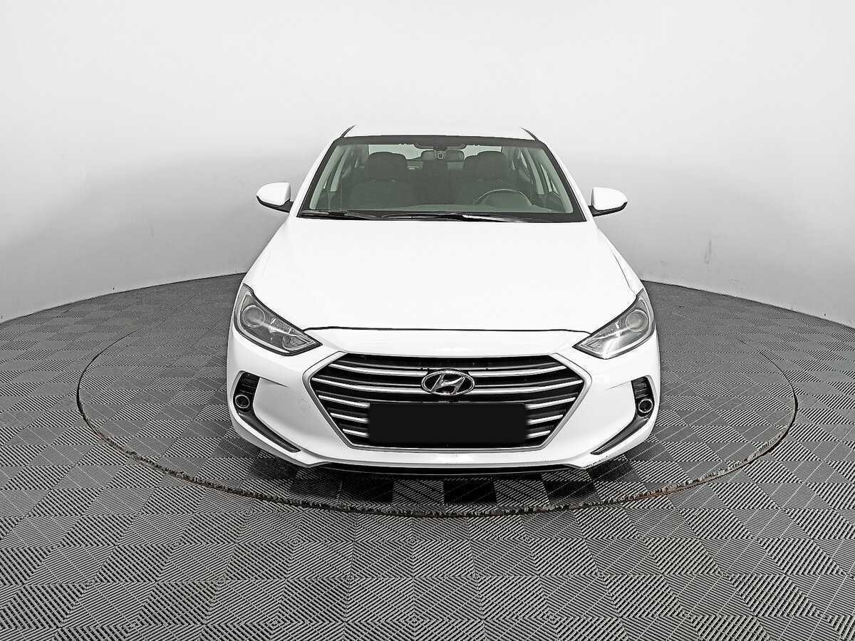Hyundai Elantra 2017 года с пробегом. Фото: #1
