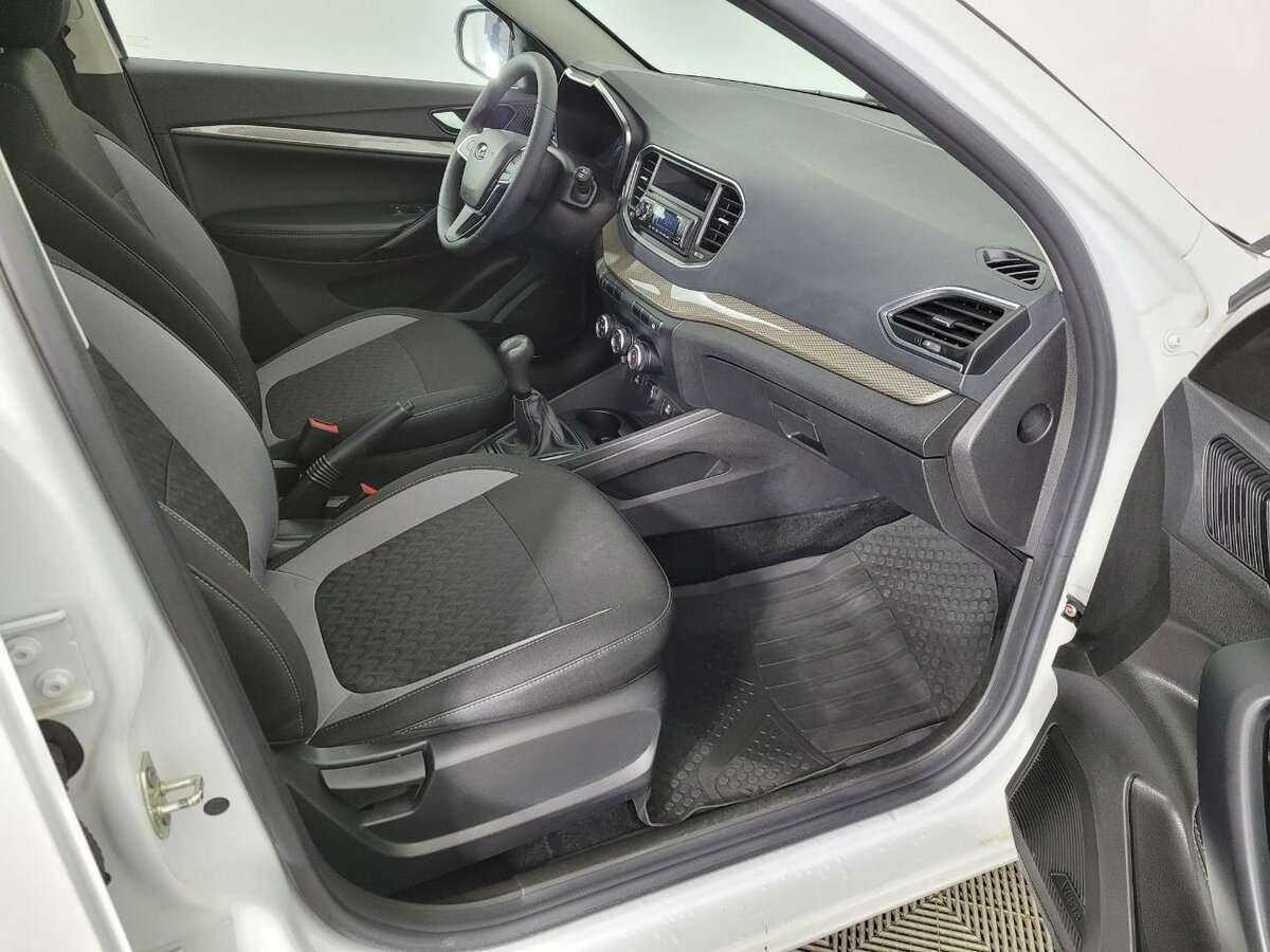 Lada (ВАЗ) Vesta 2023 года с пробегом. Фото: #13