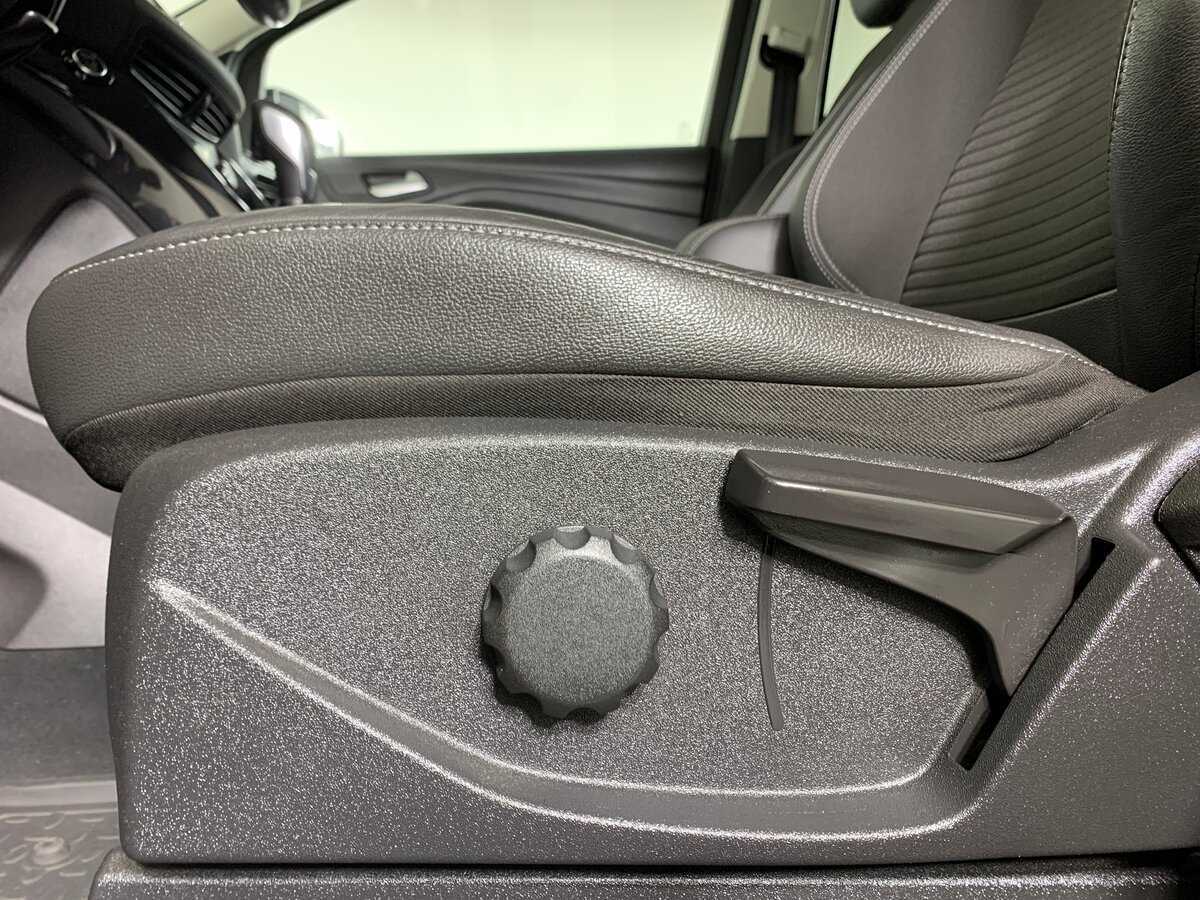 Ford Kuga 2017 года с пробегом. Фото: #16