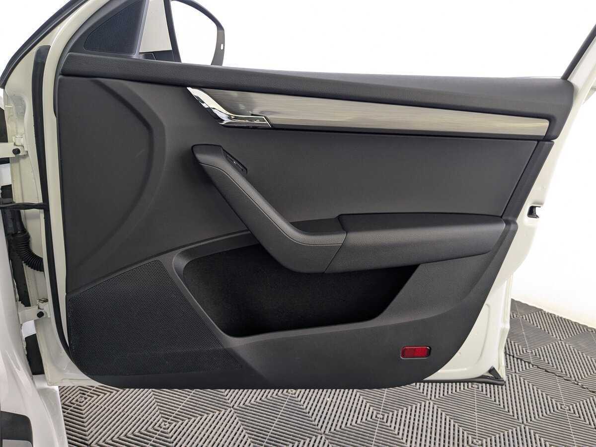 Skoda Octavia 2020 года с пробегом. Фото: #23