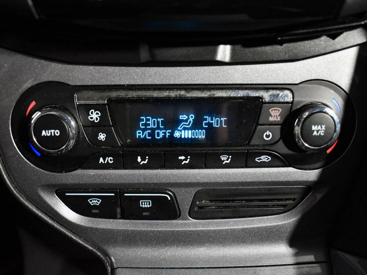 Ford Focus 2012 года с пробегом. Фото: #14