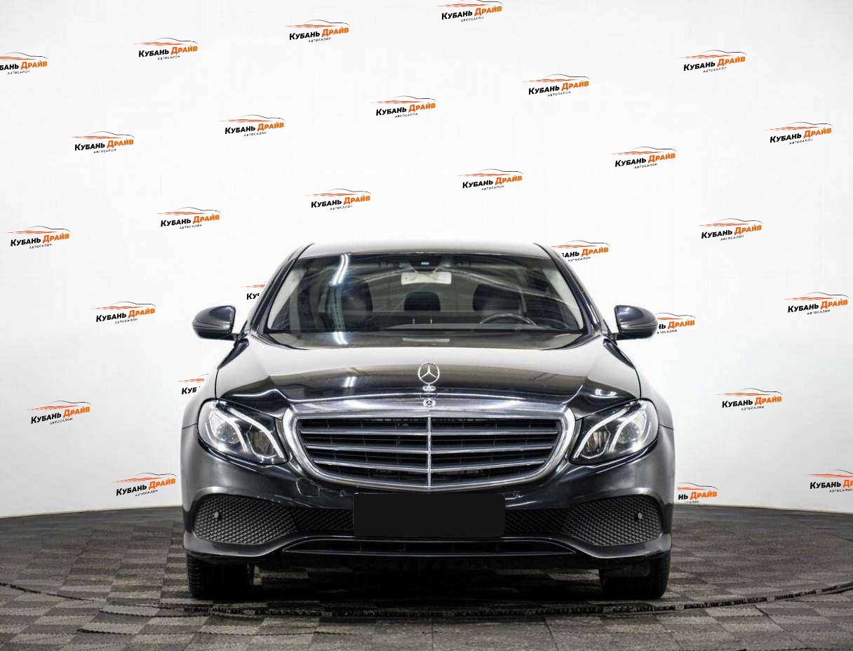 Mercedes-Benz E-Класс 2017 года с пробегом. Фото: #1