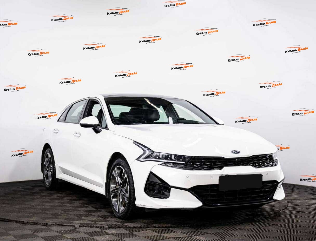Kia K5 2021 года с пробегом. Фото: #2