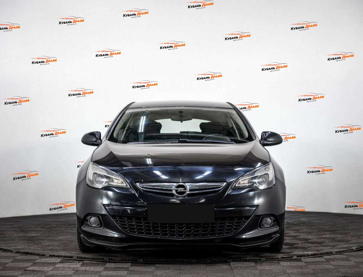 Opel Astra 2013 года с пробегом. Фото: #1