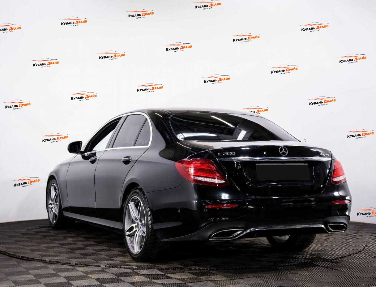 Mercedes-Benz E-Класс 2017 года с пробегом. Фото: #3