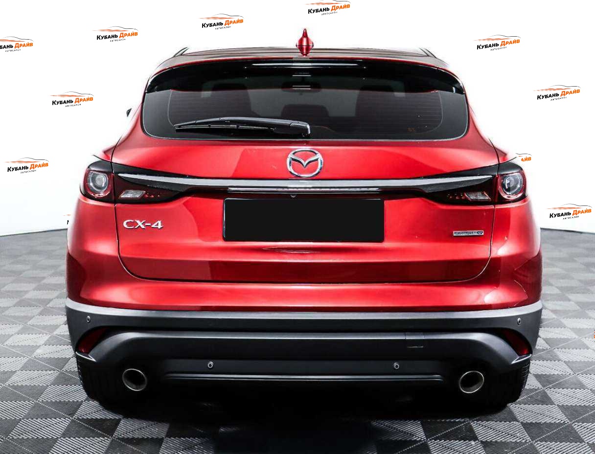 Mazda CX-4 2022 года с пробегом. Фото: #5