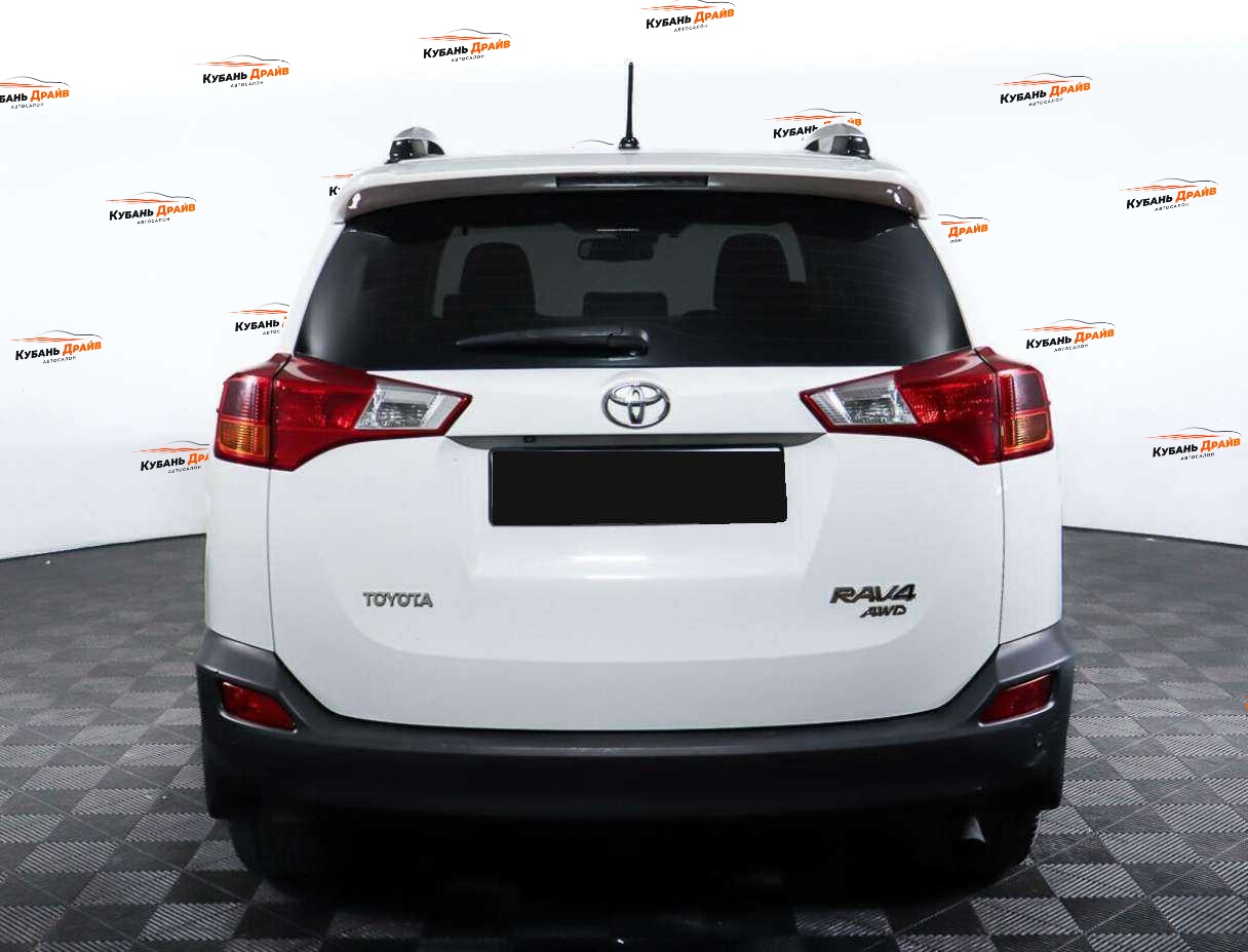 Toyota RAV4 2014 года с пробегом. Фото: #5
