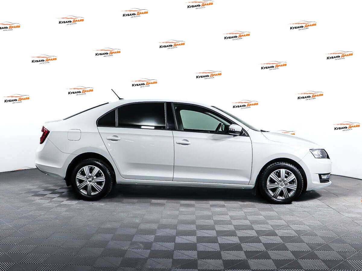 Skoda Rapid 2019 года с пробегом. Фото: #3