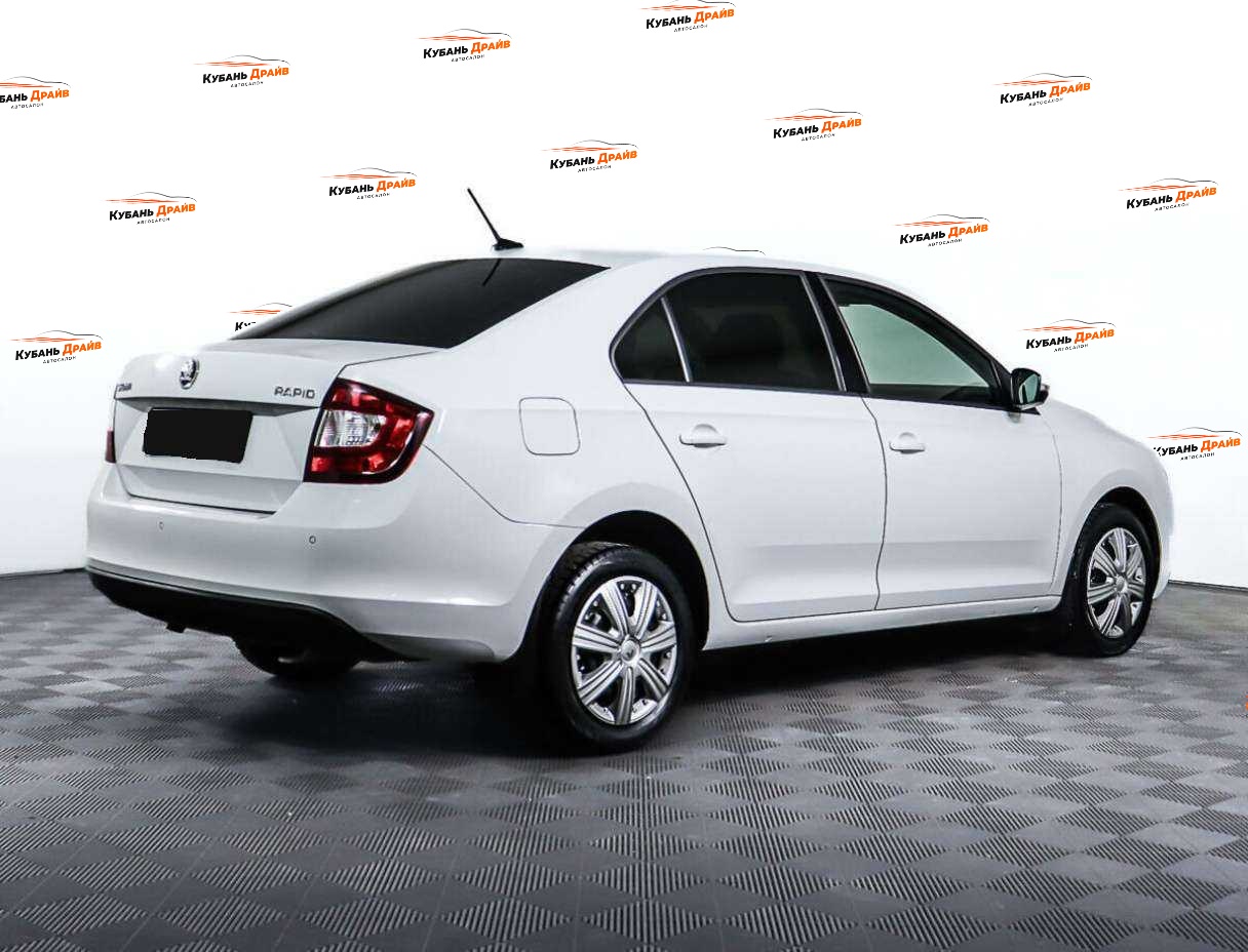 Skoda Rapid 2019 года с пробегом. Фото: #4