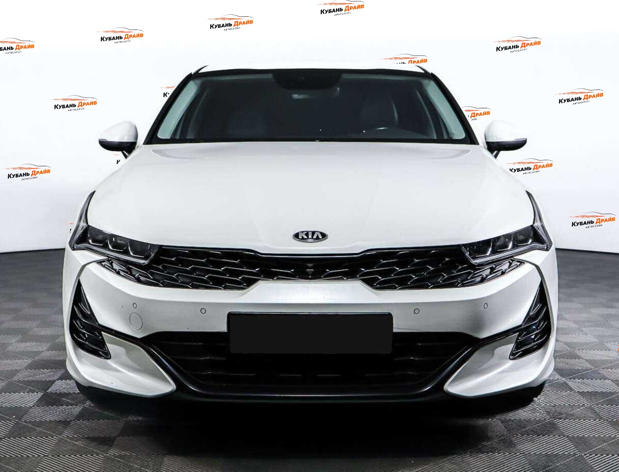 Kia K5 2020 года с пробегом. Фото: #1