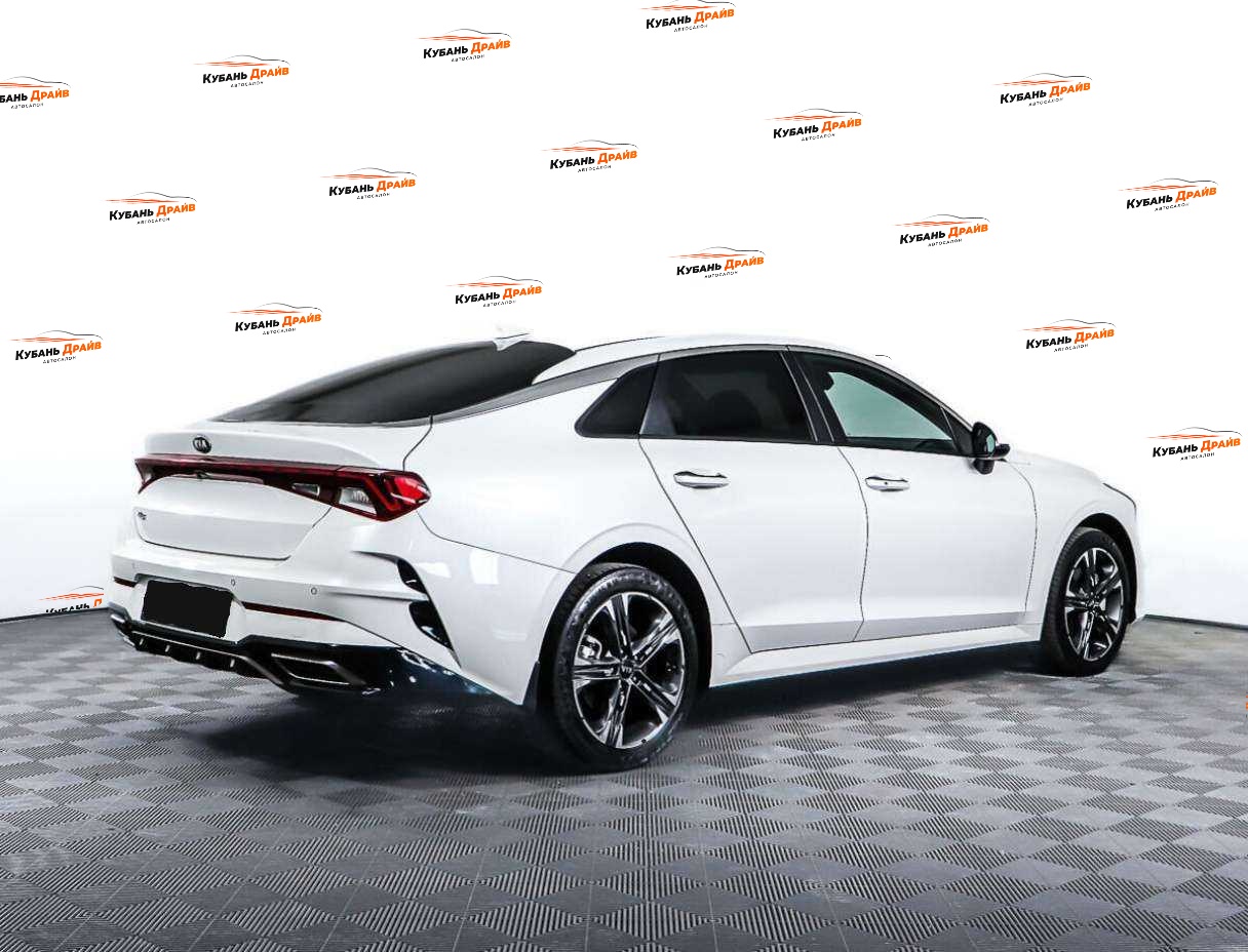 Kia K5 2020 года с пробегом. Фото: #4