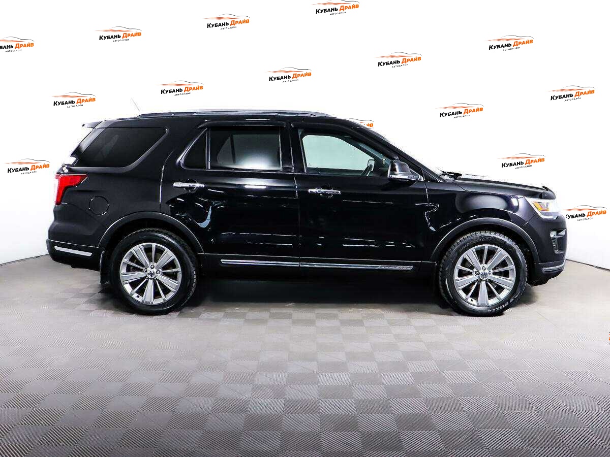 Ford Explorer 2018 года с пробегом. Фото: #3
