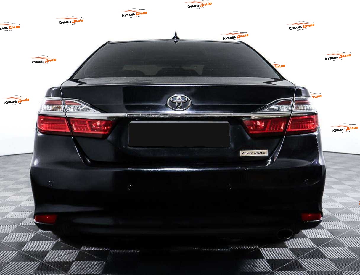Toyota Camry 2017 года с пробегом. Фото: #5