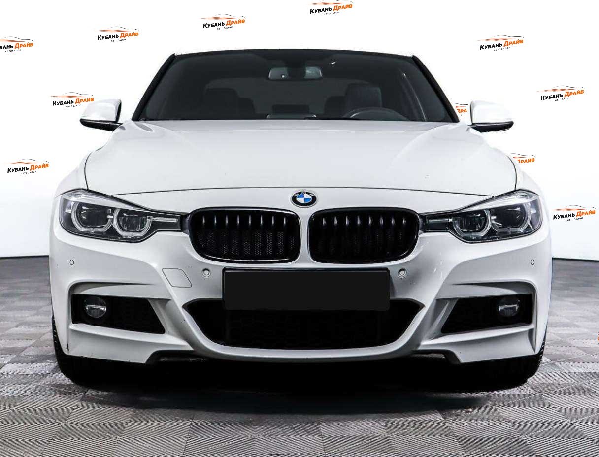 BMW 3 серии 2017 года с пробегом. Фото: #1