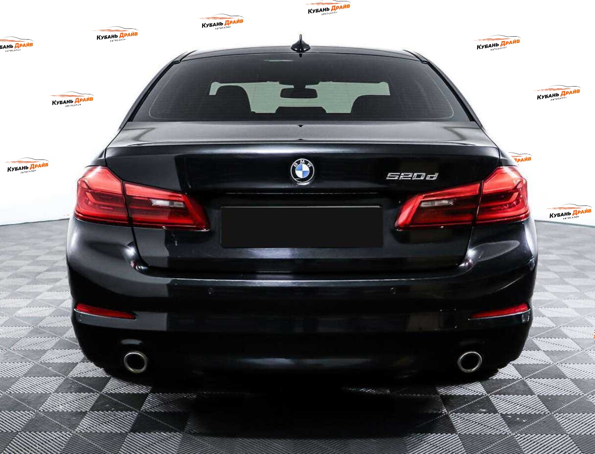 BMW 5 серии 2017 года с пробегом. Фото: #5