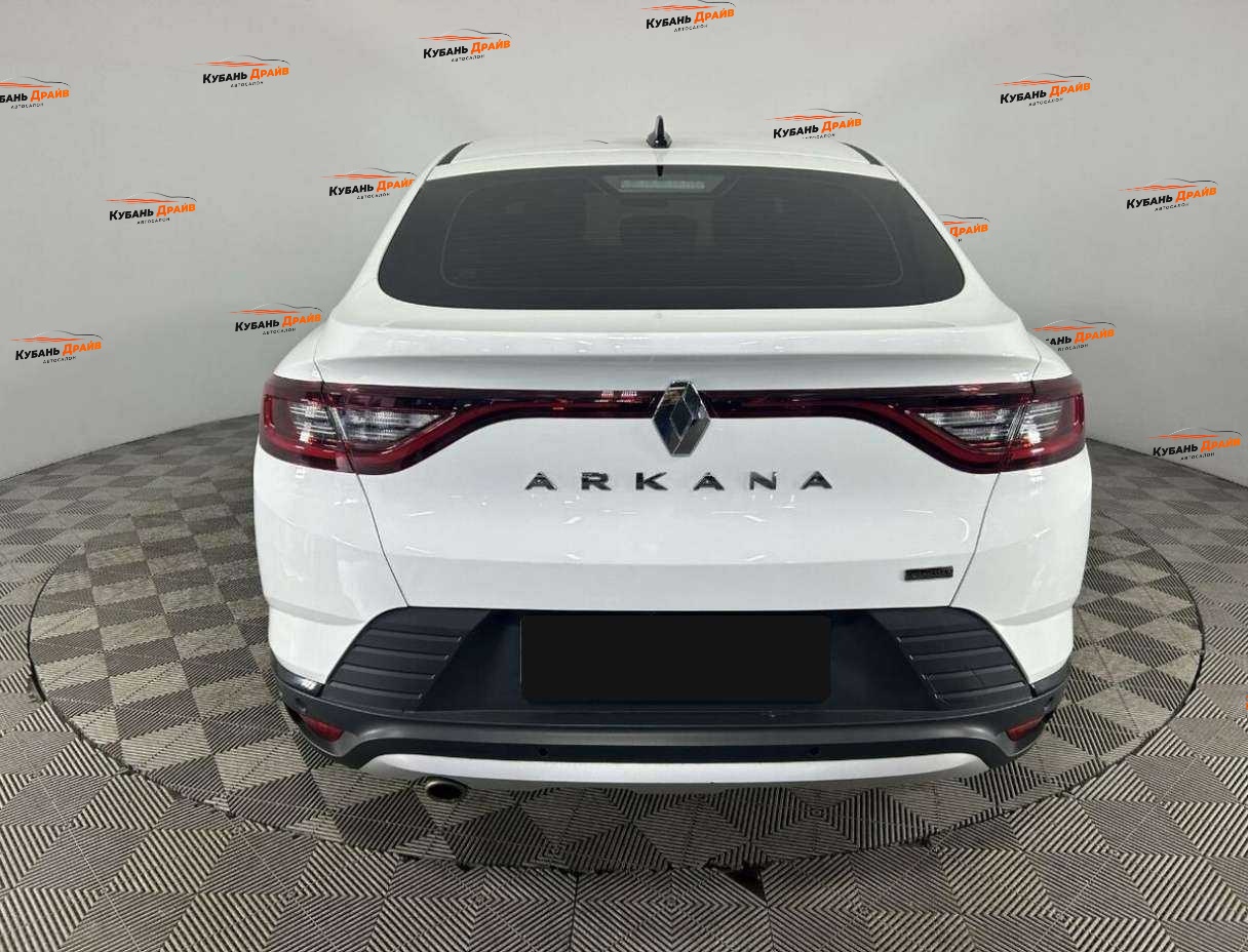 Renault Arkana 2021 года с пробегом. Фото: #2