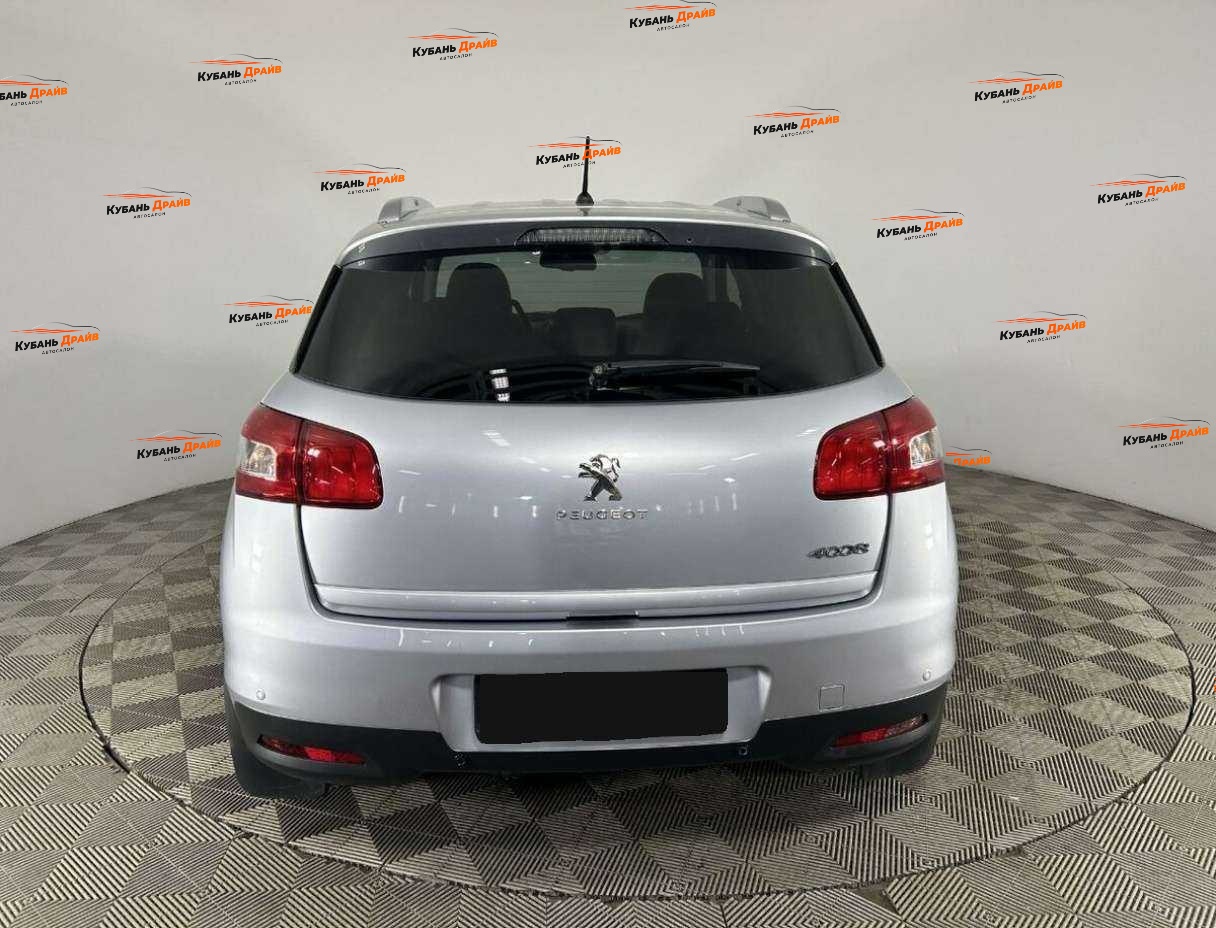 Peugeot 4008 2012 года с пробегом. Фото: #2