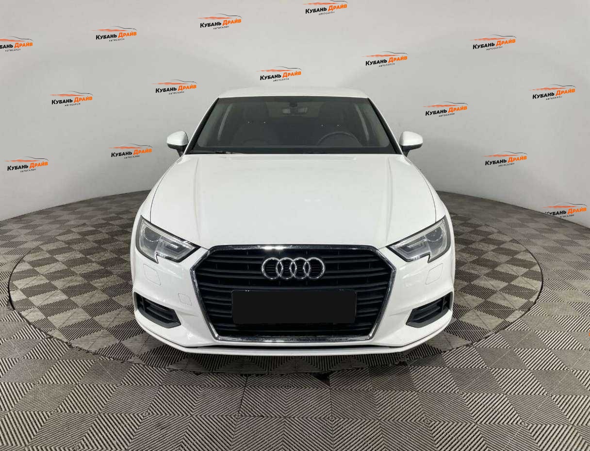 Audi A3 2018 года с пробегом. Фото: #1