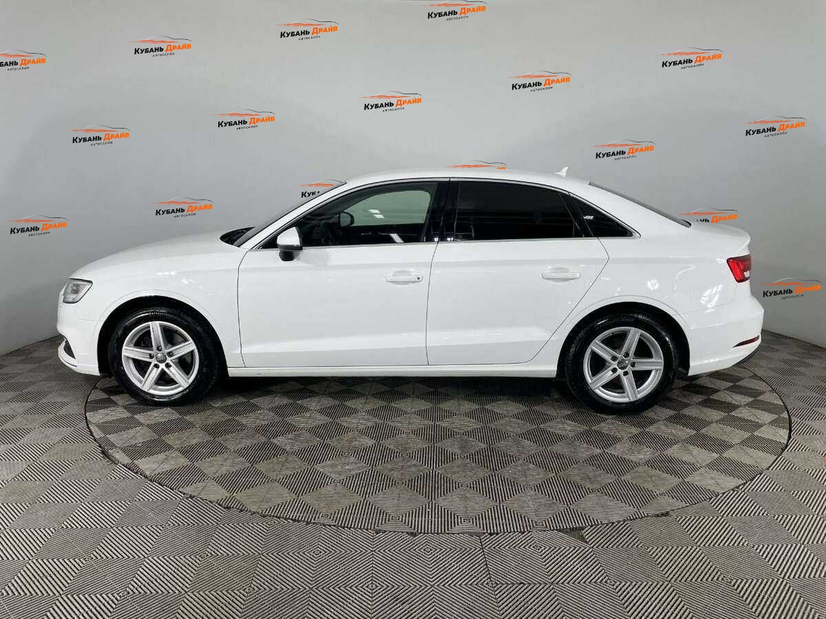 Audi A3 2018 года с пробегом. Фото: #4